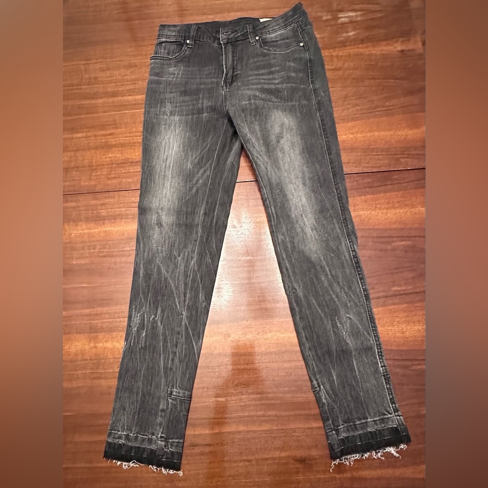 Distressed black jeans by Wish List. Size: medium